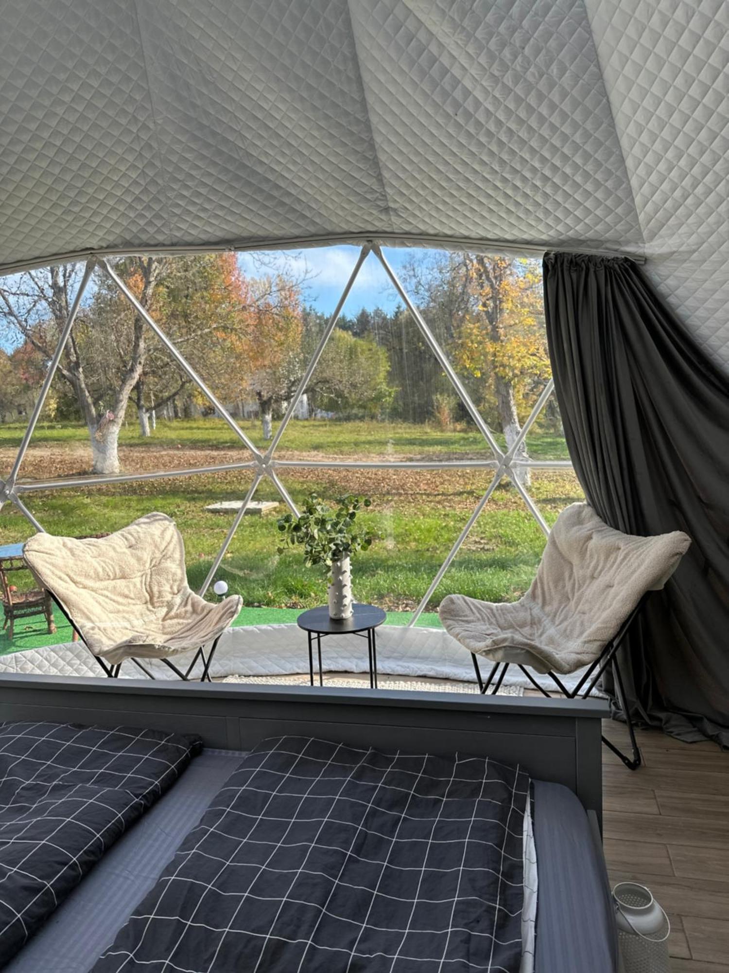 The Frog Glamping Hotel Horezu Buitenkant foto